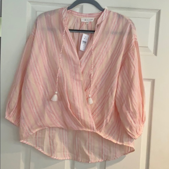 Lou & Grey for Loft Shirt 🌺🌺 - Picture 2 of 6